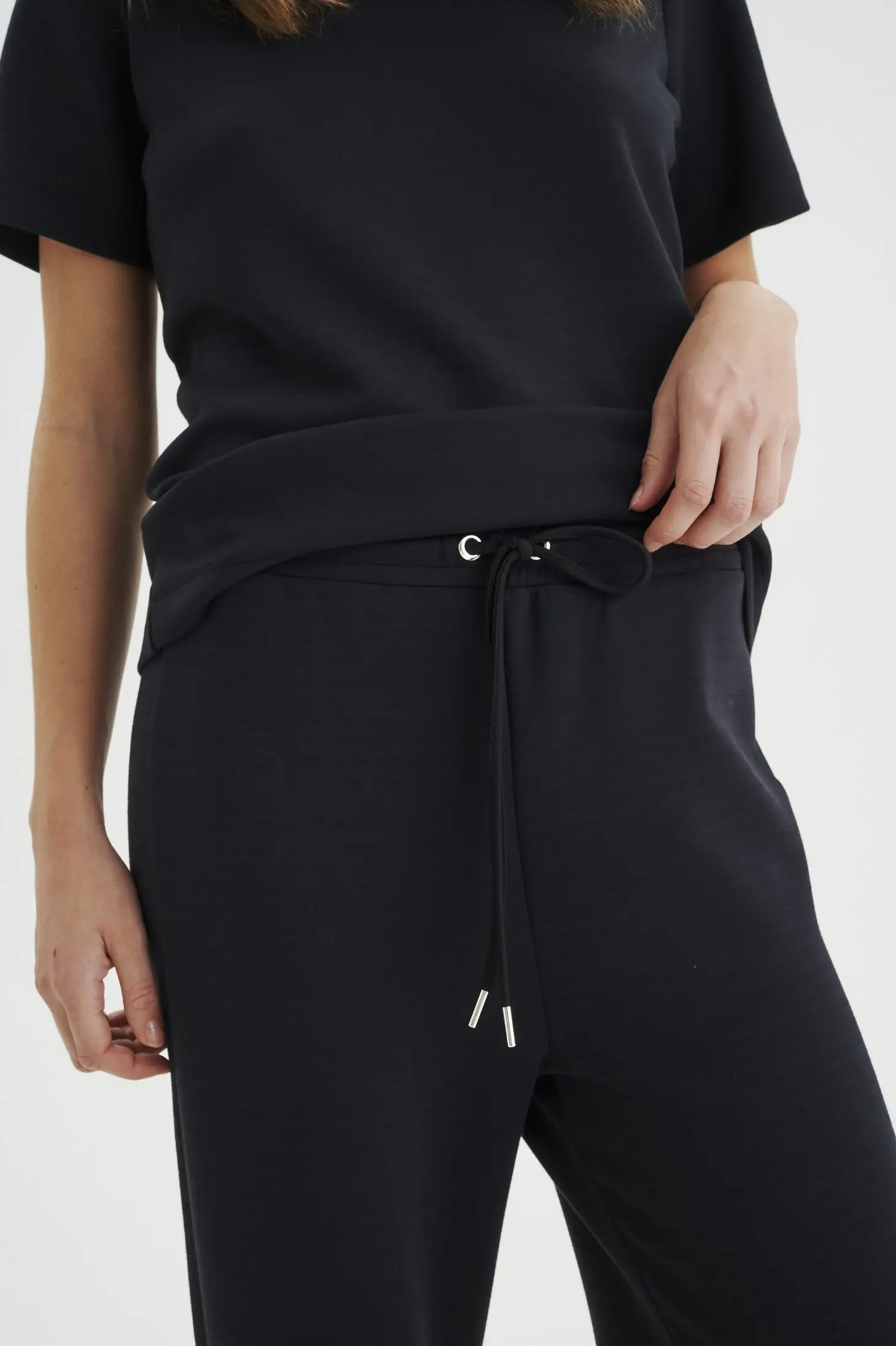 Брюки relaxed fit женские